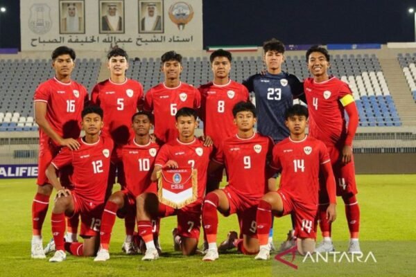 Erick Thohir Menargetkan Timnas U-17 Lolos ke Piala Dunia Erick Thohir Menargetkan Timnas U-17 Lolos ke Piala Dunia