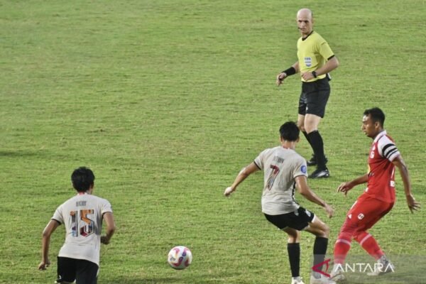 PSM Makassar Applauds the Skills of Foreign Referee in Managing Relegation Battle Match PSM Makassar Applauds the Skills of Foreign Referee in Managing Relegation Battle Match