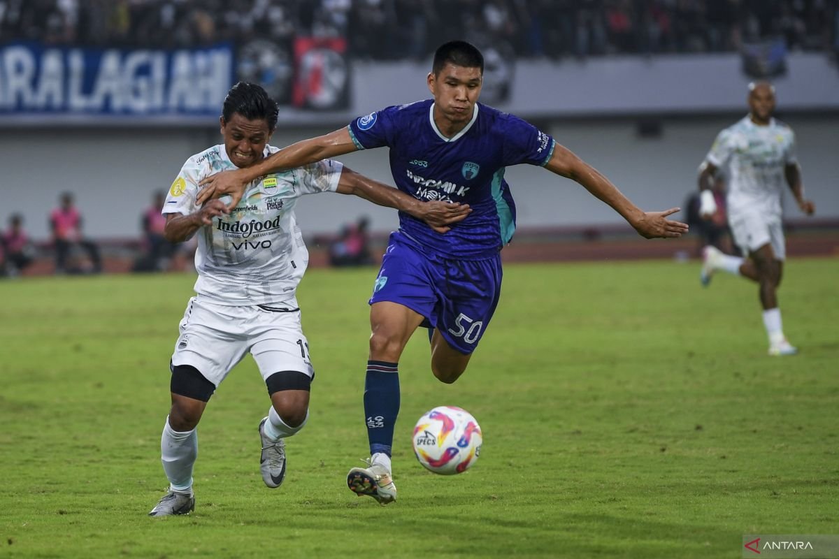 Hodak Apresiasi Penampilan Tim Persib Meskipun Tidak Meraih Kemenangan
