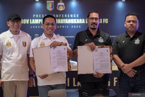 Rebranding Sepak Bola Indonesia: Tujuh Klub Ganti Nama dan Domisili, Termasuk Bhayangkara dan Persikas Rebranding Sepak Bola Indonesia: Tujuh Klub Ganti Nama dan Domisili, Termasuk Bhayangkara dan Persikas