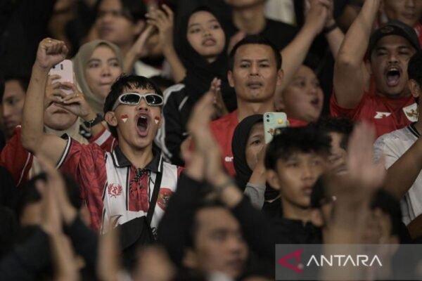God Bless dan Judika: Membangkitkan Semangat Penggemar di Indonesia God Bless dan Judika: Membangkitkan Semangat Penggemar di Indonesia