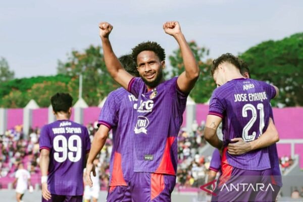 Alternatif judul untuk “Player of the Match” yang dapat digunakan adalah:
Pemain Terbaik
Bintang Pertandingan
Pemain Unggulan
Kepahlawanan di Lapangan
Pemain Paling Berpengaruh
Sang Pemenang
Aktor Kunci Pertandingan
Raja Lapangan
Bintang Pertarungan
Pemain Pilihan
Silakan pilih salah satu atau gunakan kombinasi dari saran di atas sesuai kebutuhan! Alternatif judul untuk "Player of the Match" yang dapat digunakan adalah:
Pemain Terbaik
Bintang Pertandingan
Pemain Unggulan
Kepahlawanan di Lapangan
Pemain Paling Berpengaruh
Sang Pemenang
Aktor Kunci Pertandingan
Raja Lapangan
Bintang Pertarungan
Pemain Pilihan
Silakan pilih salah satu atau gunakan kombinasi dari saran di atas sesuai kebutuhan!