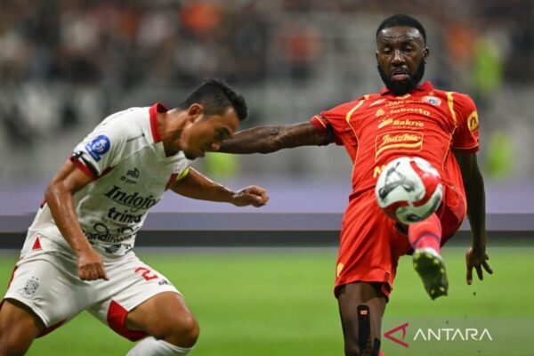 Gol Debut Bruno Tubarão: Menjaga Rekor Tak Terkalahkan Persija Gol Debut Bruno Tubarão: Menjaga Rekor Tak Terkalahkan Persija