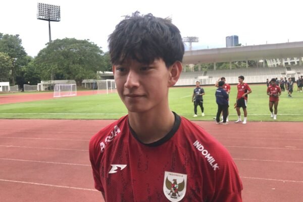 Lahir di Jakarta, Luke Gembira Mengenakan Jersi Indonesia Pertama Kali